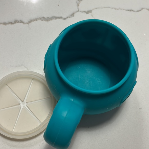 Kids snacking cup - Picture 3 of 4